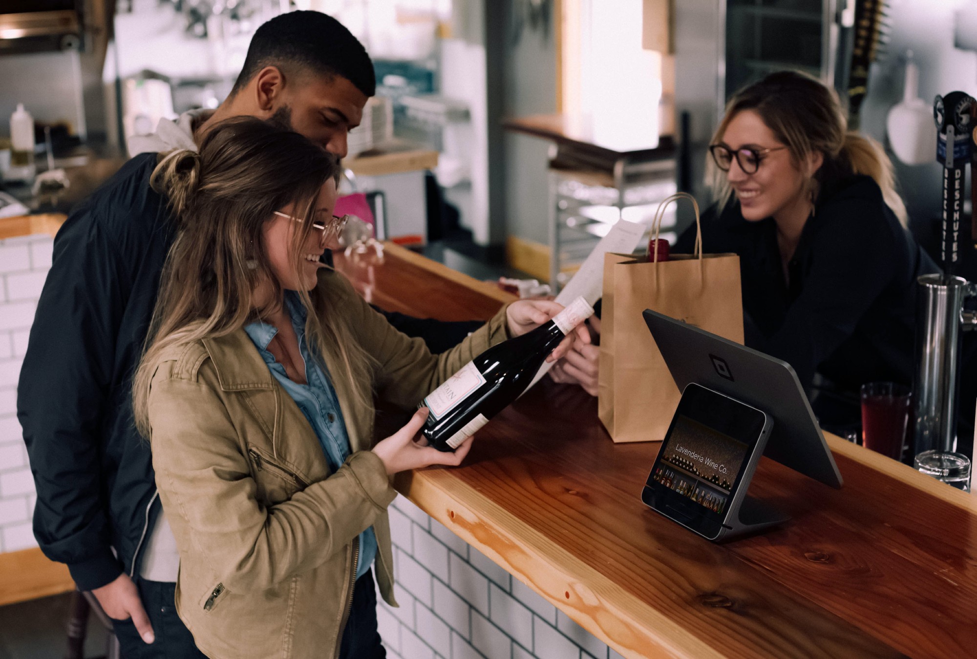 Como emprendedor debes conocer los cuatro pasos para vender.