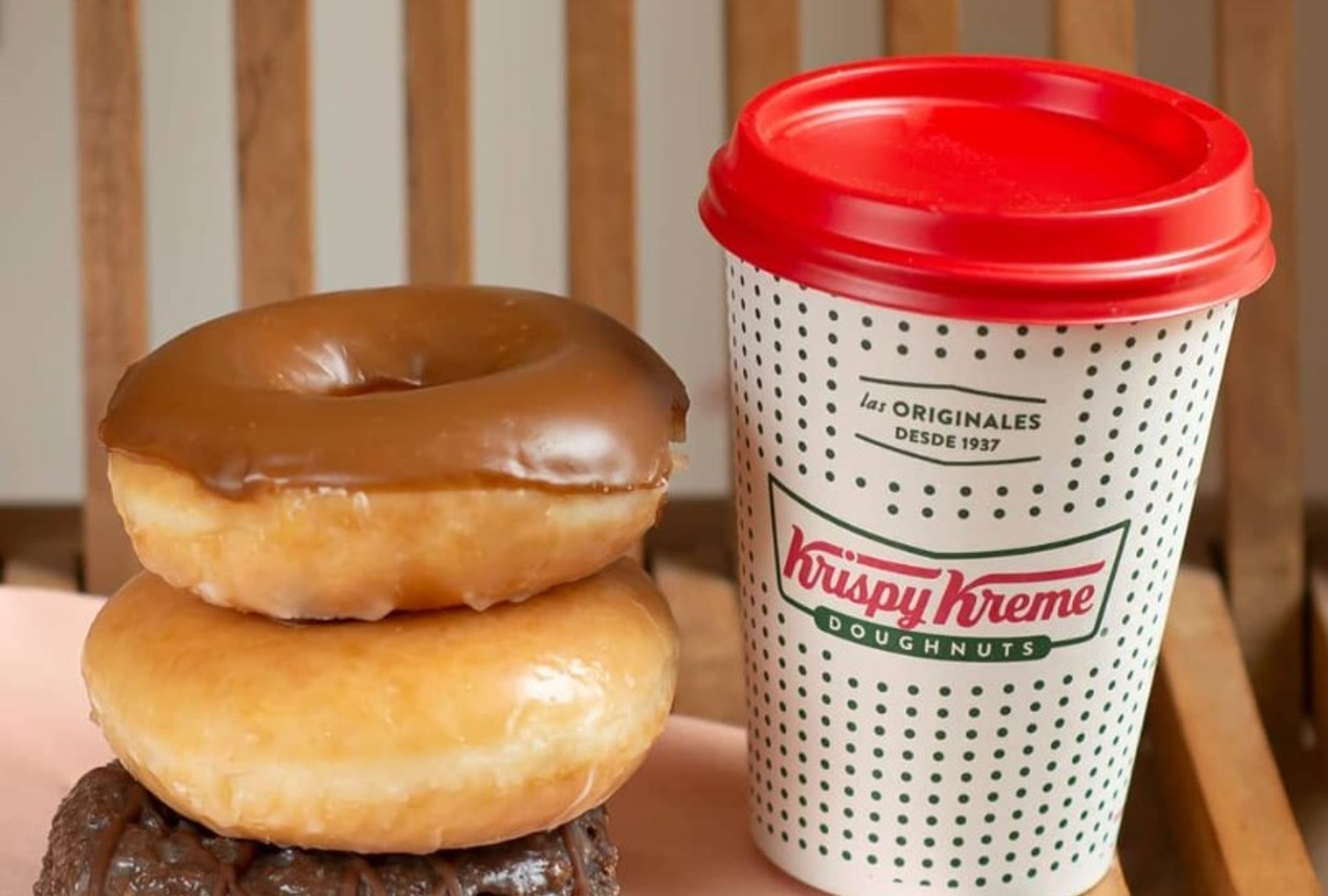 ¿Cuál es el origen de la franquicia de Krispy Kreme?